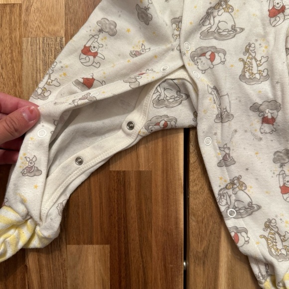 Disney baby Winnie the Pooh gray and yellow button pajama one piece 3-6 month - Picture 3 of 5